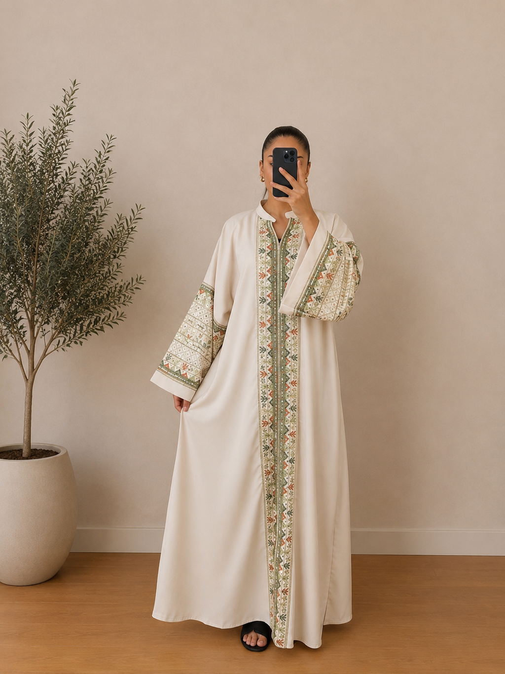 ROBE PERLÉE BRODÉE BEIGE