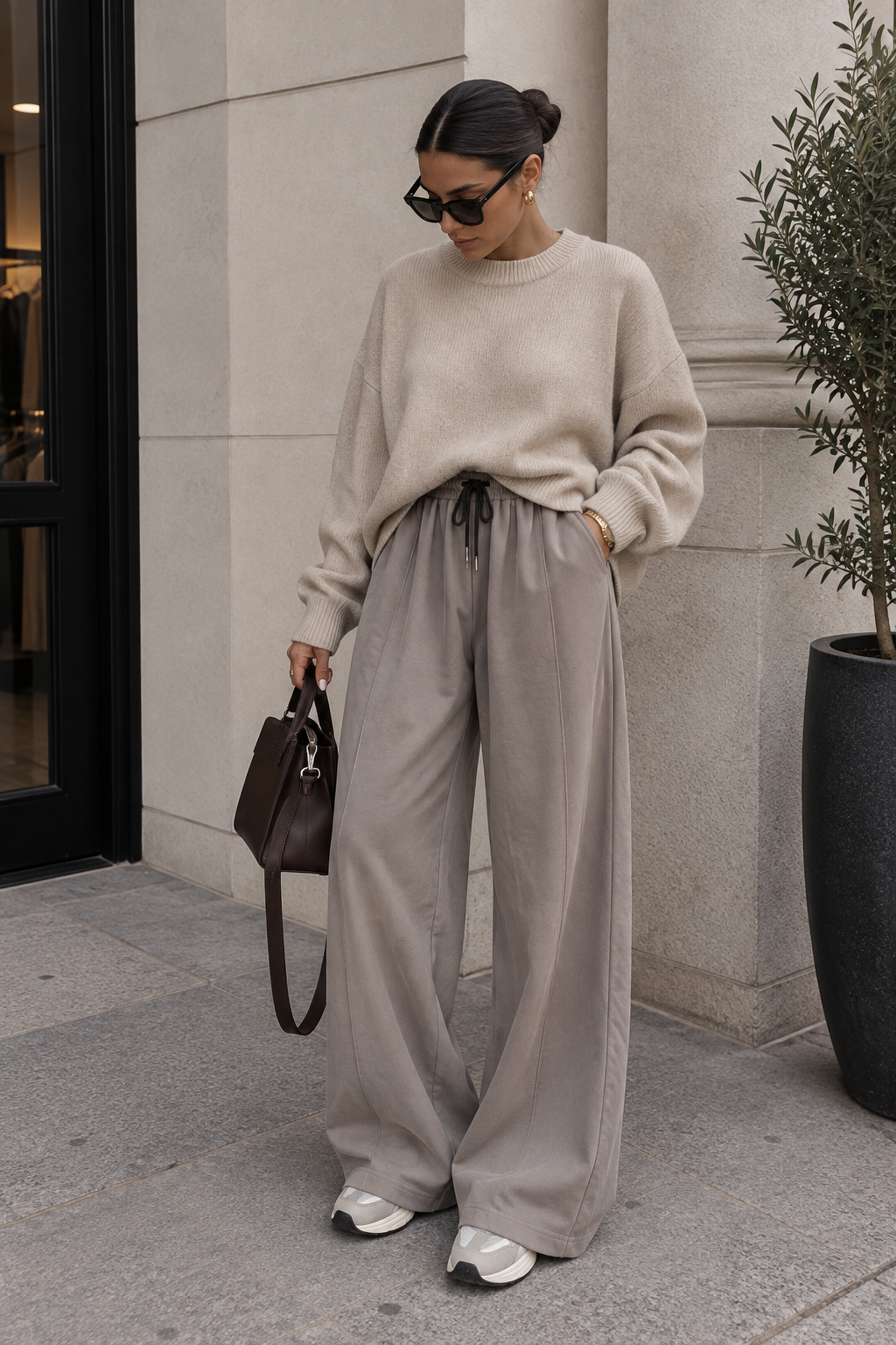 jogging small taupe