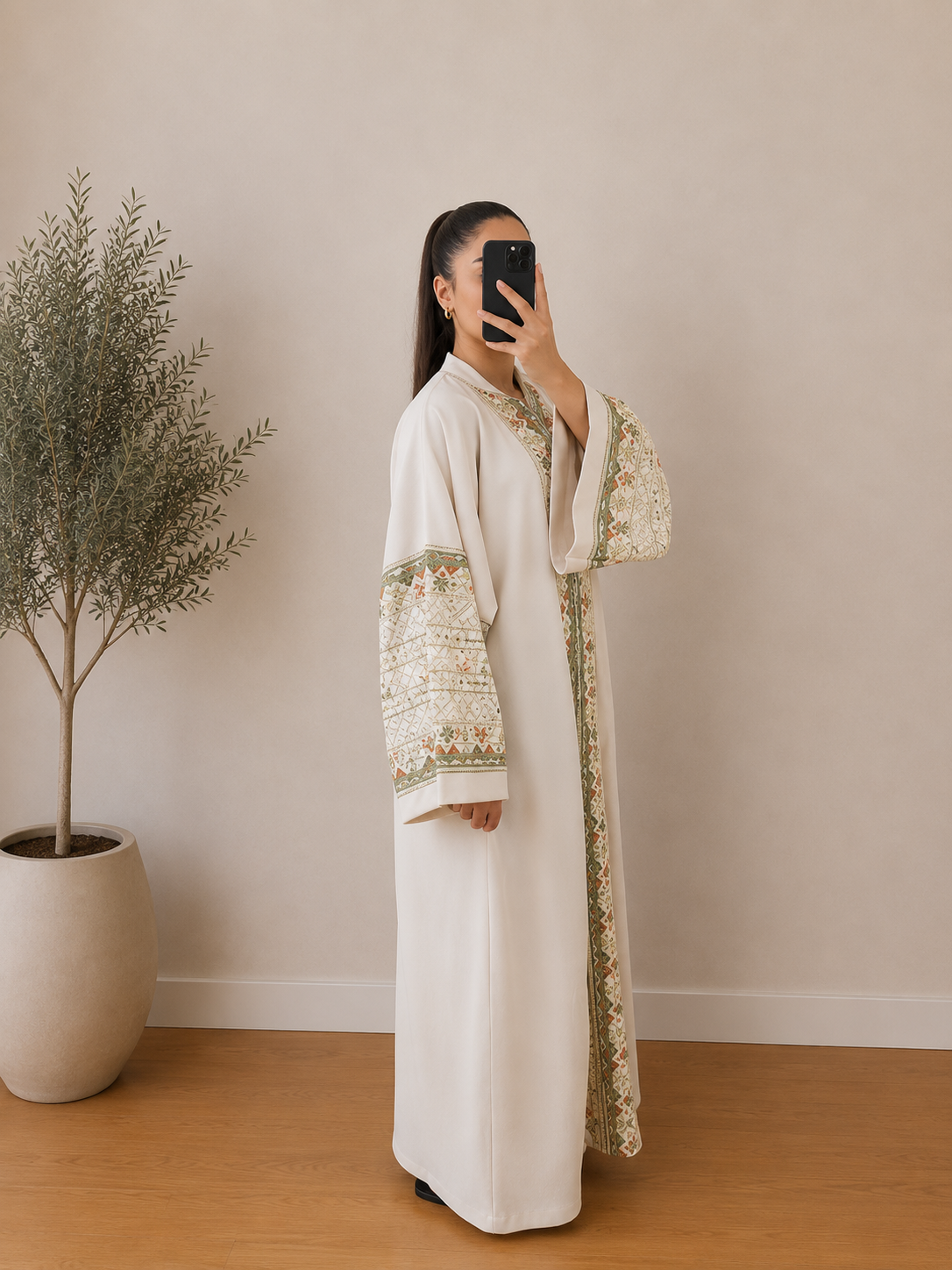 ROBE PERLÉE BRODÉE BEIGE