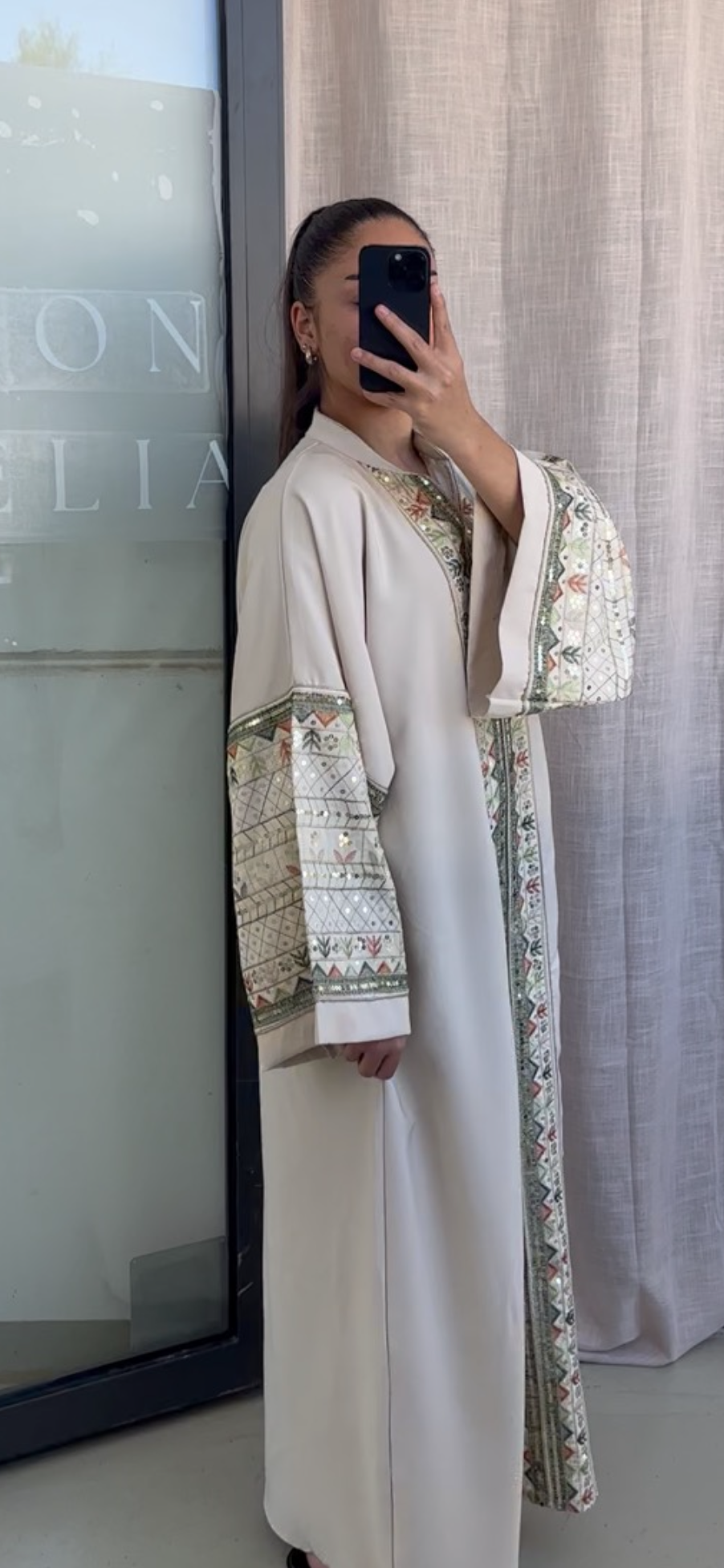 ROBE PERLÉE BRODÉE BEIGE